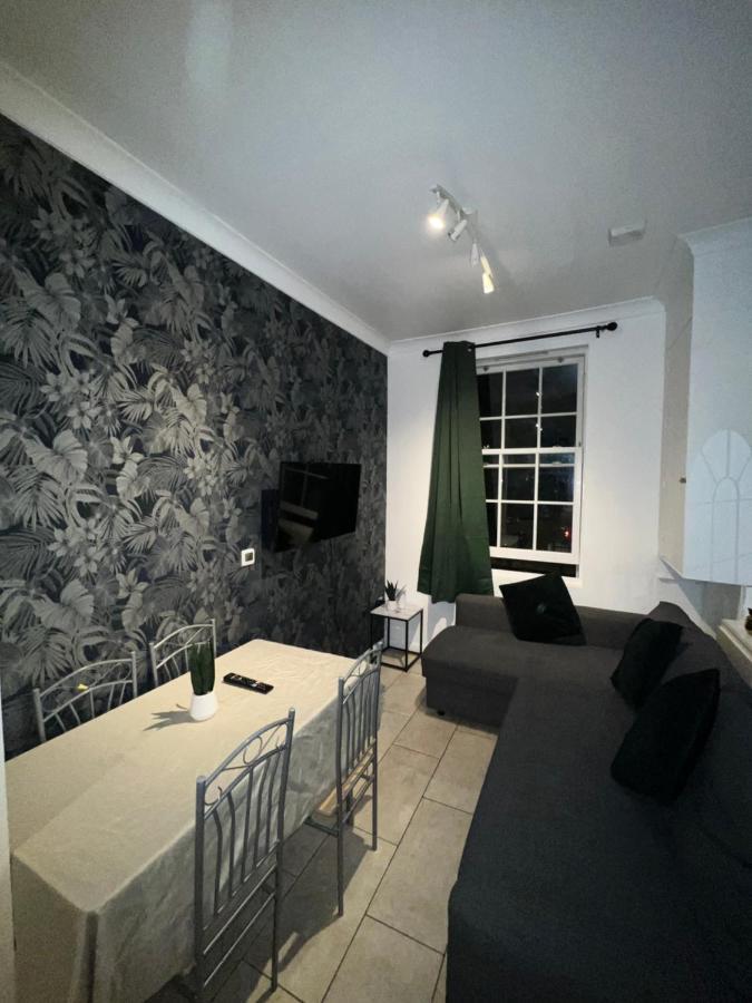"Bright & Spacious" 3 Bedroom Flat By Kings Cross, St Pancras Station!!!!64 Λονδίνο Εξωτερικό φωτογραφία