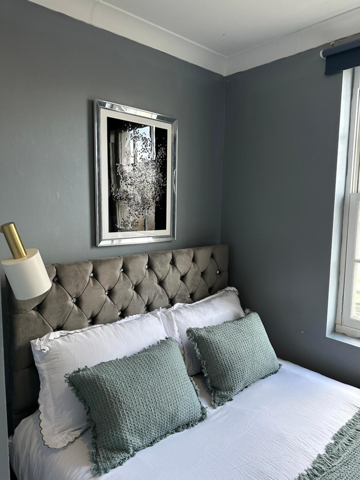 "Bright & Spacious" 3 Bedroom Flat By Kings Cross, St Pancras Station!!!!64 Λονδίνο Εξωτερικό φωτογραφία