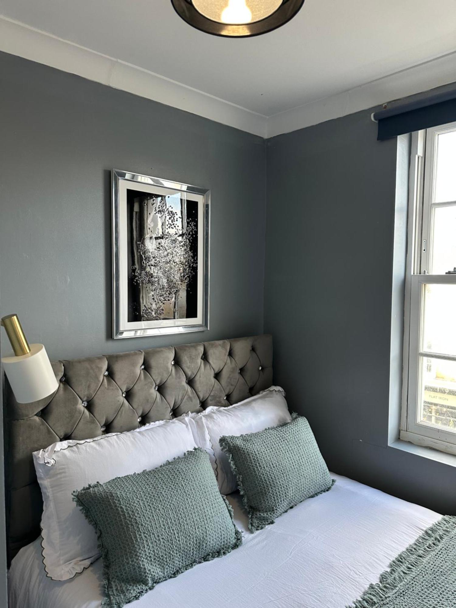 "Bright & Spacious" 3 Bedroom Flat By Kings Cross, St Pancras Station!!!!64 Λονδίνο Εξωτερικό φωτογραφία