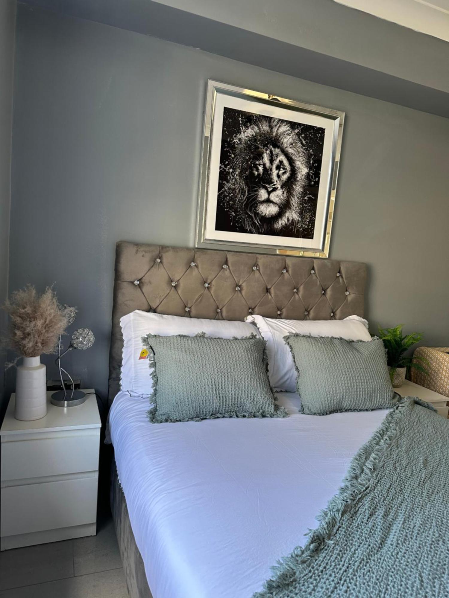"Bright & Spacious" 3 Bedroom Flat By Kings Cross, St Pancras Station!!!!64 Λονδίνο Εξωτερικό φωτογραφία