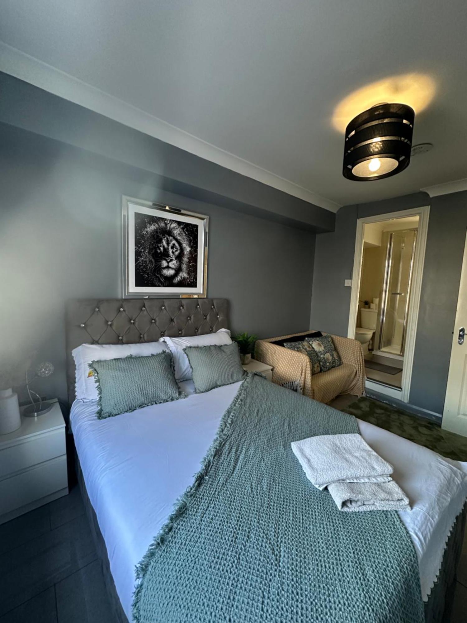 "Bright & Spacious" 3 Bedroom Flat By Kings Cross, St Pancras Station!!!!64 Λονδίνο Εξωτερικό φωτογραφία