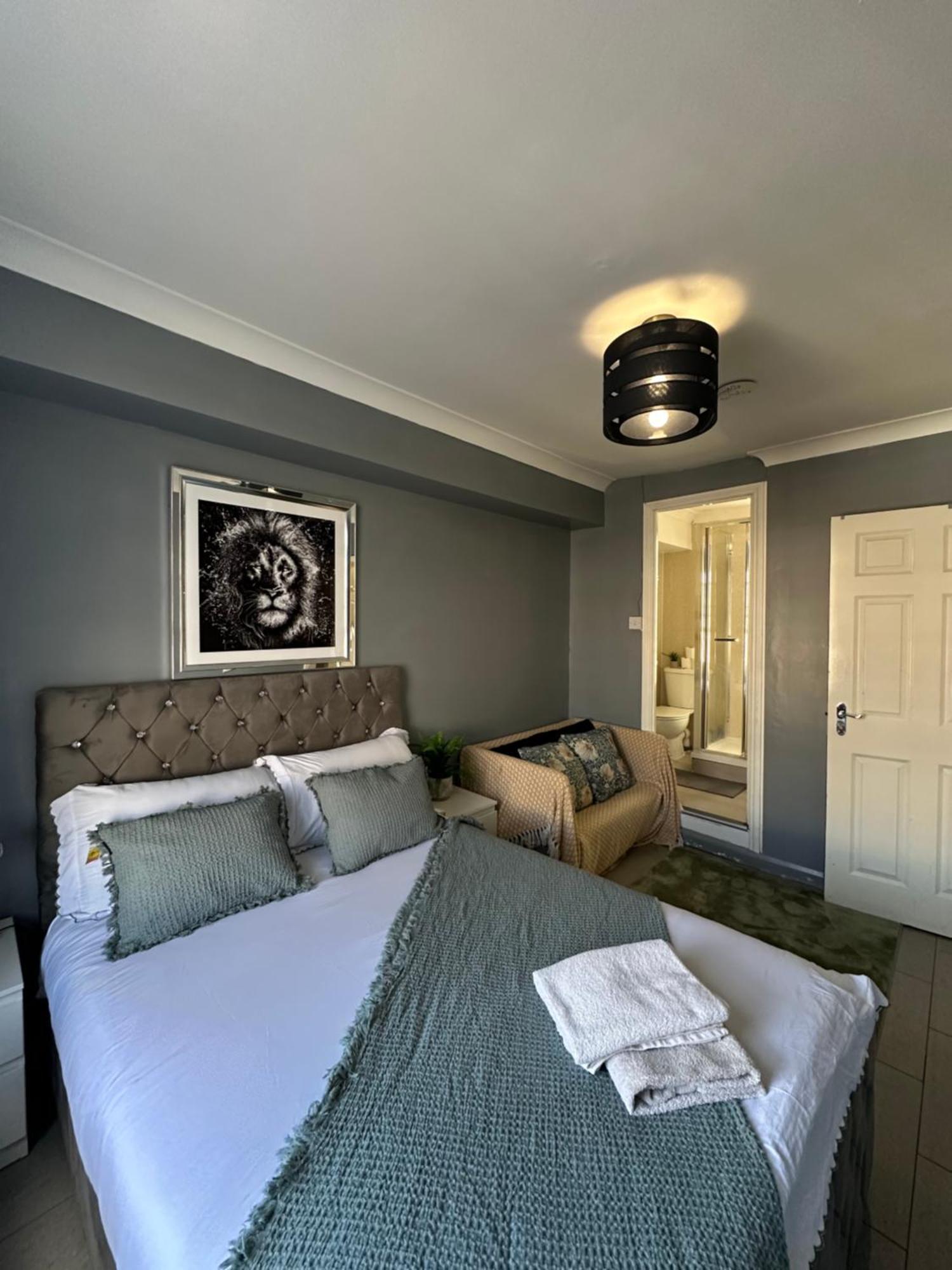 "Bright & Spacious" 3 Bedroom Flat By Kings Cross, St Pancras Station!!!!64 Λονδίνο Εξωτερικό φωτογραφία